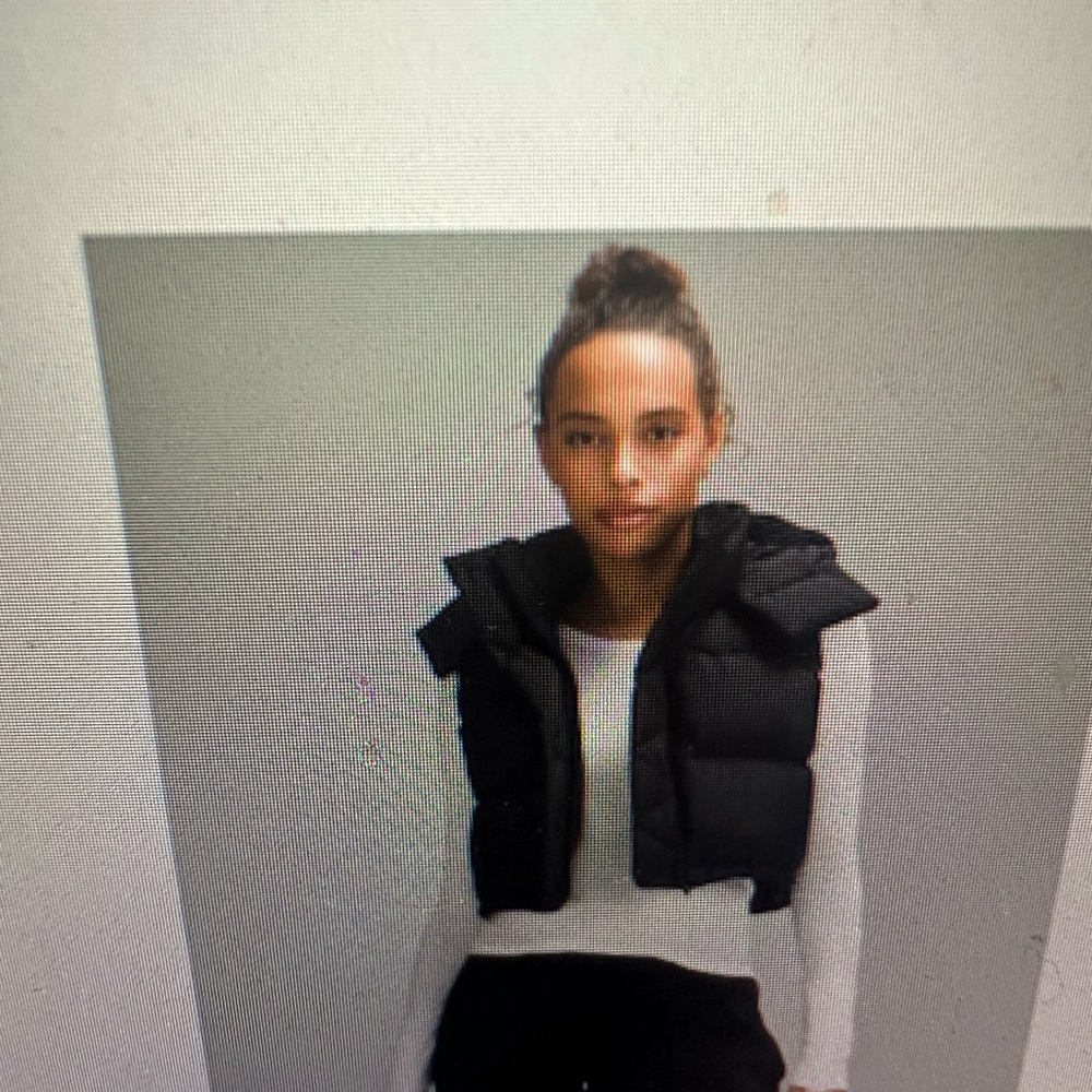 Lululemon Wonderpuff Cropped Black Puffer Vest